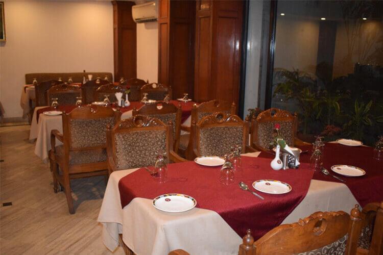 Hotel Vaibhav Варанасі Екстер'єр фото